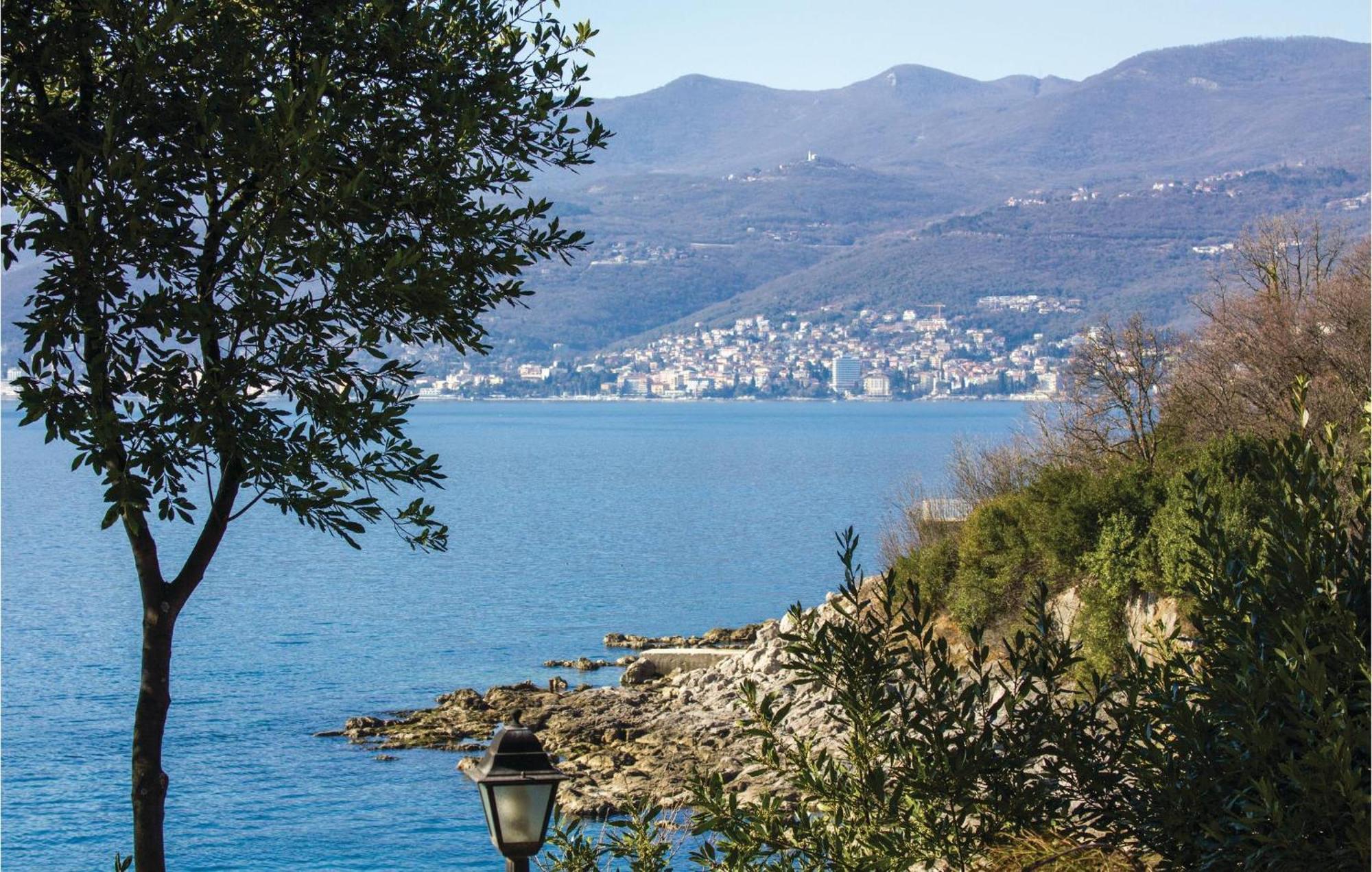 Lovely Apartment In Rijeka With House Sea View Exterior foto